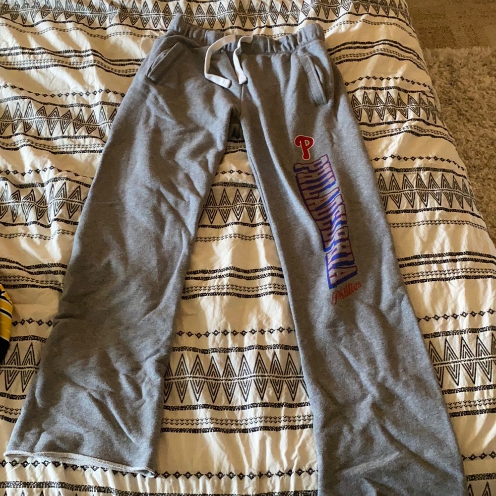 Phillies Sweatpants